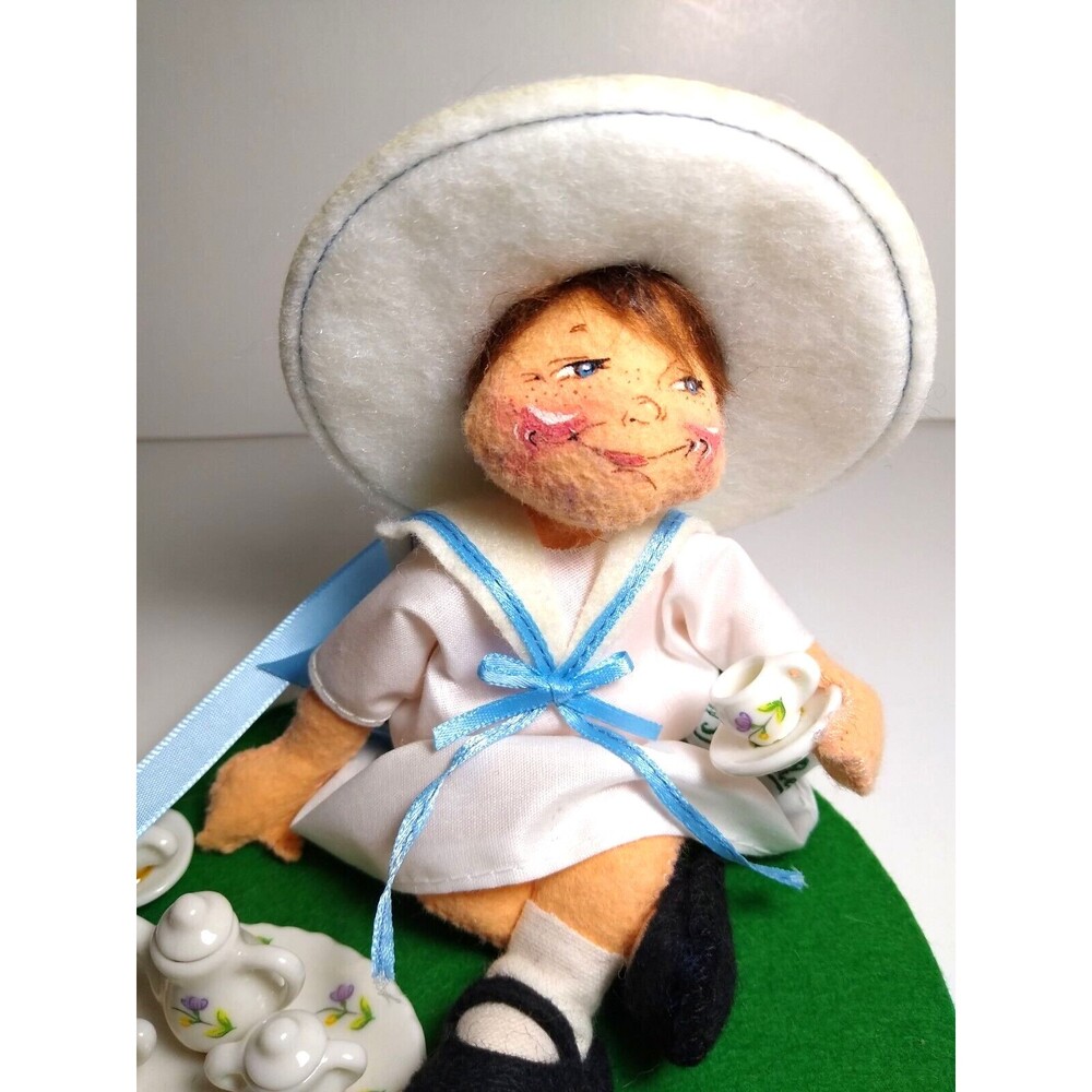 Annalee Society Logo Kid In Hat With Tea Serving Set Felt Posable 1997-1998